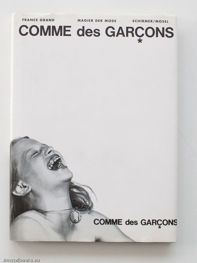 Comme Des Garcons (Universe of Fashion) – France Grand (1998)