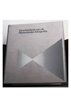 I.T. Leijerzapf / Mattie Boom FOTOLEXICON De geschiedenis van de Nederlandse fotografie 1484